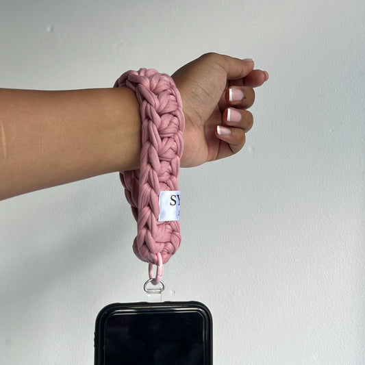 Syarn Wristlet
